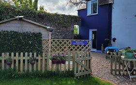 Cosy Pet Friendly Cottage On Our Smallholding, Friendly Animals To Meet, Lovely Countryside Setting, Small But Comfy, Sleeps Up To 2 Adults 1 Child